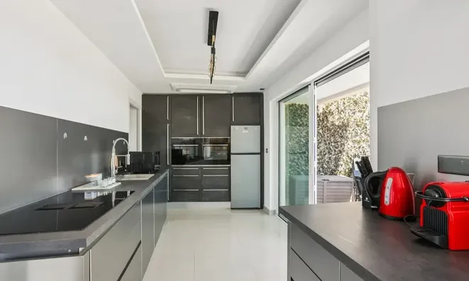 Недвижимость Apartment Cannes Center: 7
