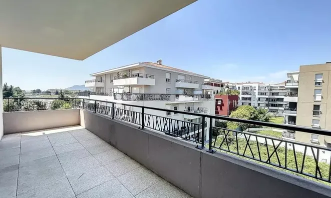Недвижимость Villa Cannes La Bocca: 1