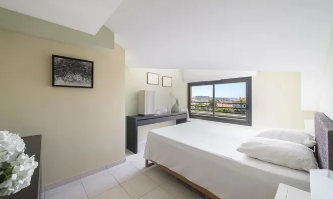 Недвижимость Villa République Cannes: 9