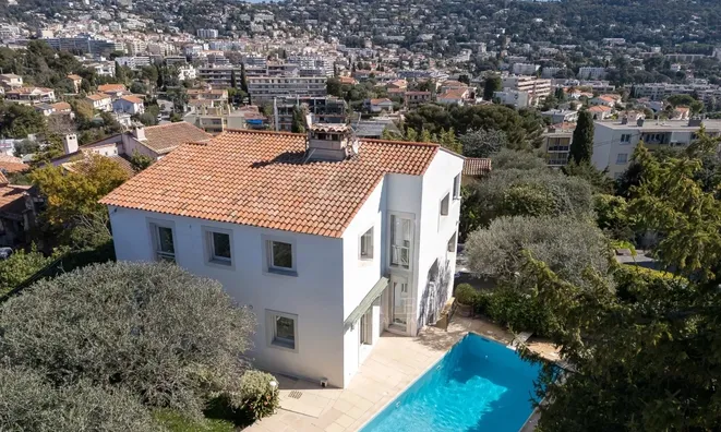 Недвижимость House Cannes: 1