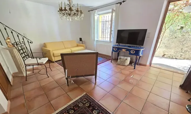Недвижимость Villa Les Issarts: 2