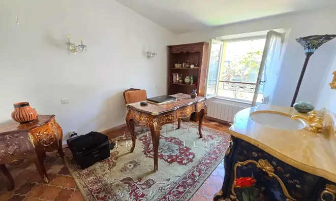 Недвижимость Villa Les Issarts: 8