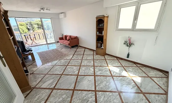 Недвижимость Villa Petit Juas: 2