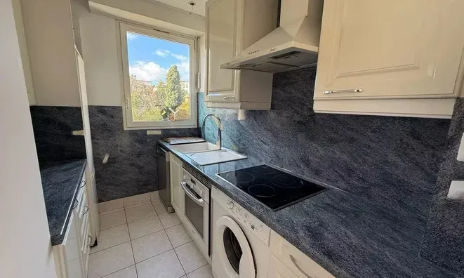 Недвижимость Villa Croix des Gardes: 8