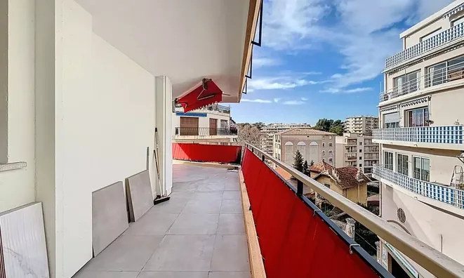 Недвижимость Villa Petit Juas: 10