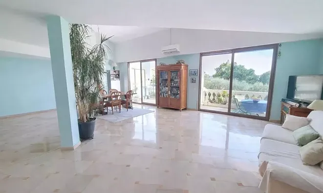 Недвижимость Villa Californie: 6