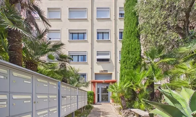 Недвижимость Villa Petit Juas: 2