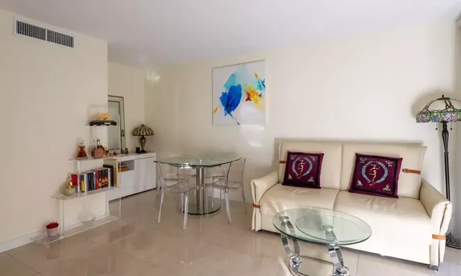 Недвижимость House Carnot in Cannes: 5