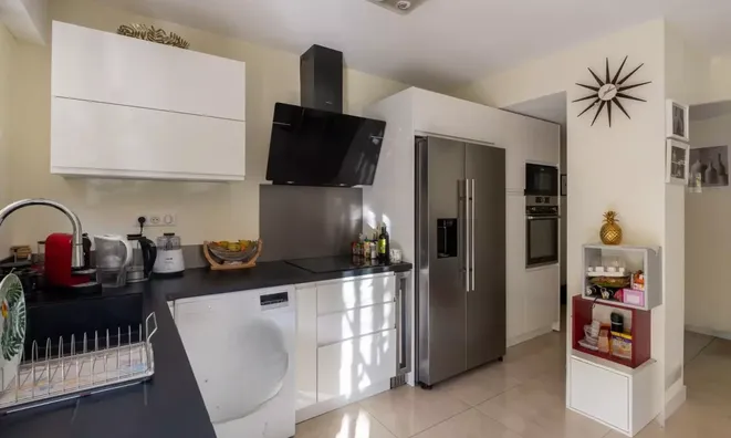 Недвижимость House Carnot in Cannes: 6