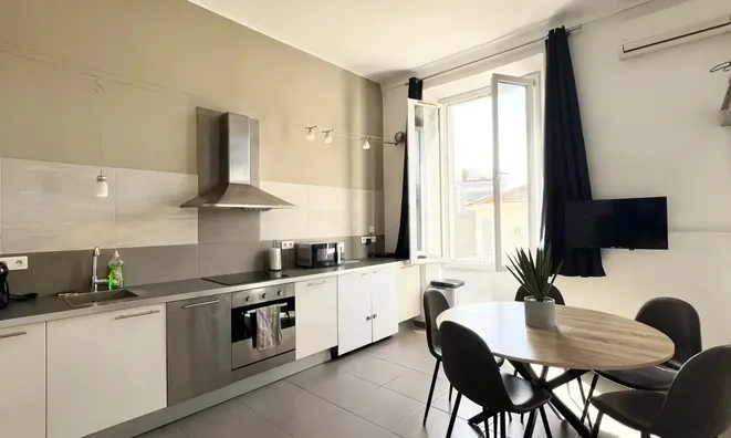 Недвижимость Villa Petit Juas: 2