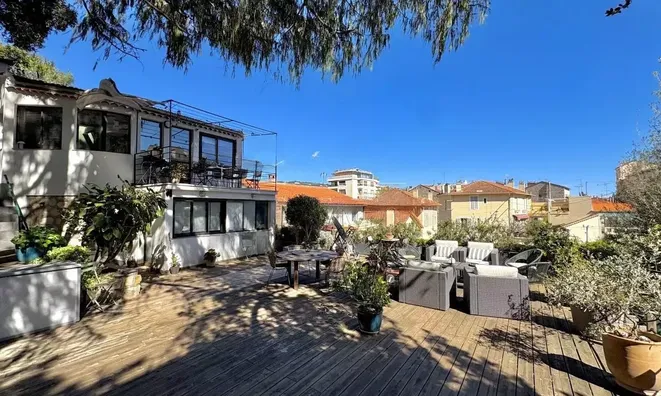 Недвижимость House Cannes Croix des Gardes: 4