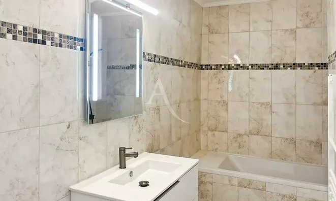 Недвижимость Villa Petit Juas: 3