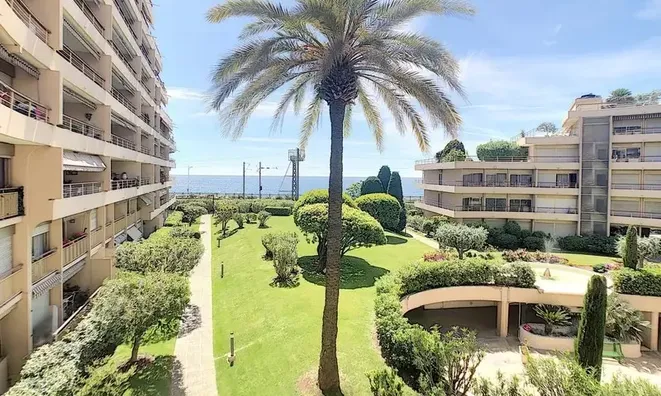 Недвижимость Villa Cannes La Bocca: 1