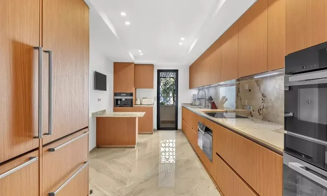 Недвижимость Villa Cannes Centre-Ville: 11