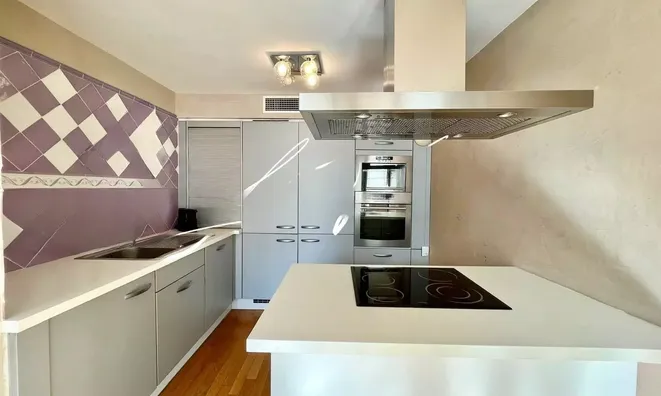 Недвижимость Villa République Cannes: 4