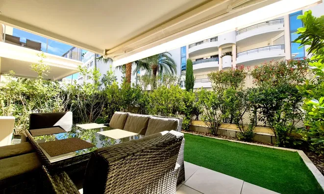 Недвижимость Villa Croix des Gardes: 8