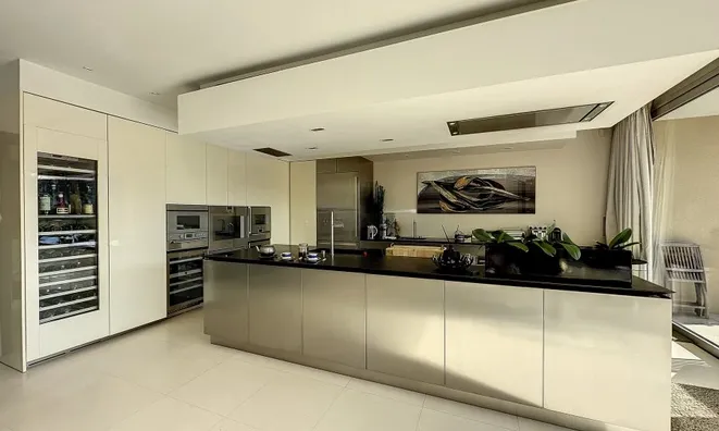 Недвижимость Villa 4 bedrooms for sale in Kockelscheuer: 4