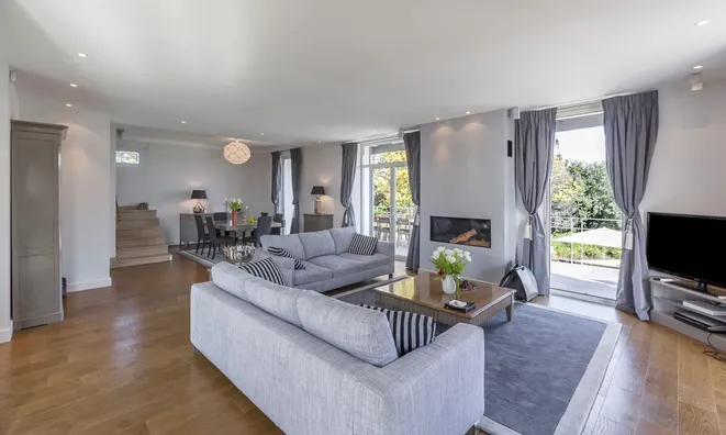Недвижимость Villa Croix des Gardes: 9