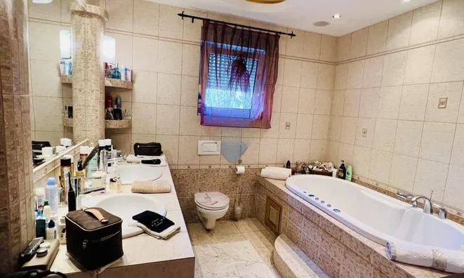 Недвижимость Family house on Toshina: 13