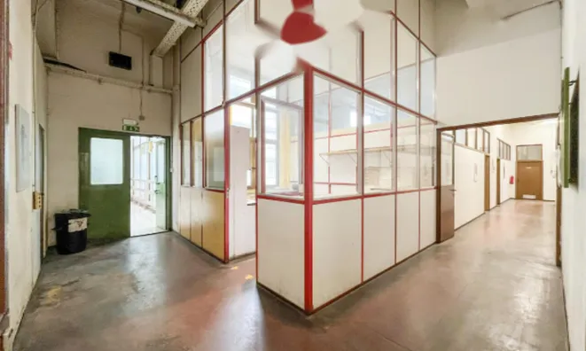 Недвижимость Коммерческое пространство Стайнге: 5