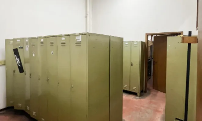 Недвижимость Коммерческое пространство Стайнге: 10