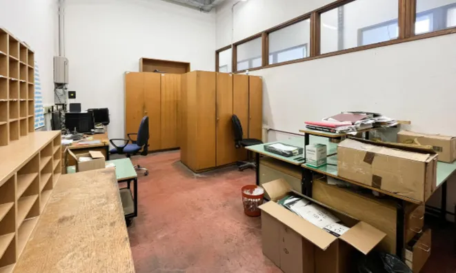 Недвижимость Коммерческое пространство Стайнге: 11