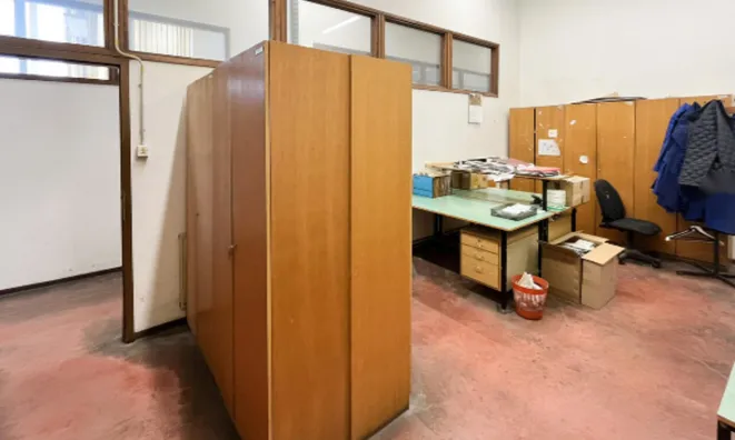 Недвижимость Коммерческое пространство Стайнге: 12