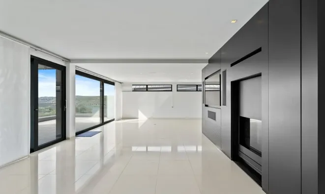 Недвижимость Villa 6 bedrooms for sale in Wormeldange: 6