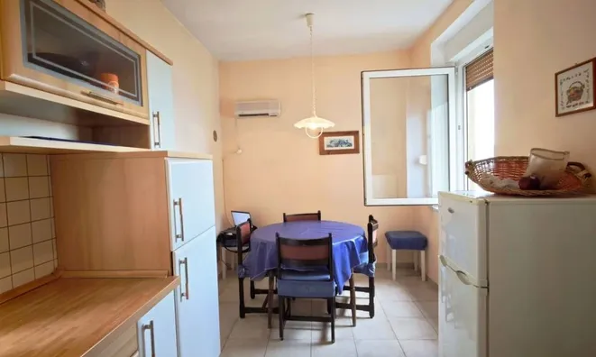 Недвижимость Трехкомнатная квартира Opatija: 3
