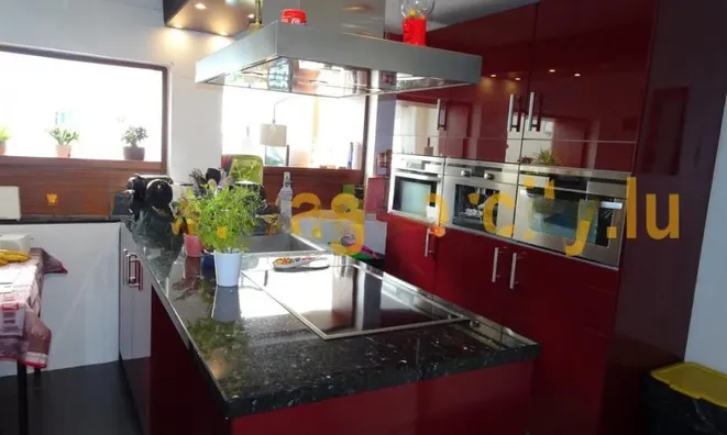 Недвижимость Triplex 6 bedrooms for sale in Niederfeulen: 2