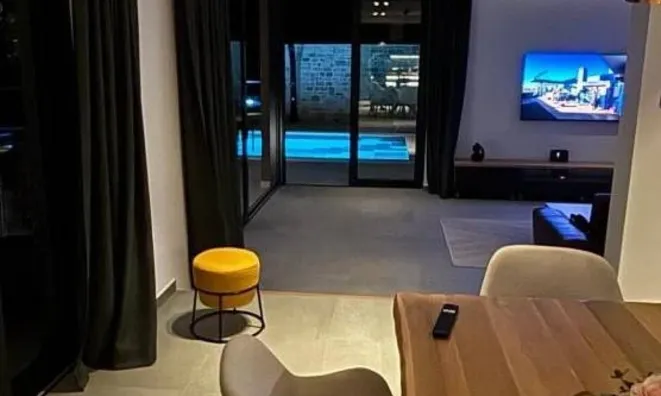 Недвижимость Семейный дом 200 м², Центр, Опатия: 11