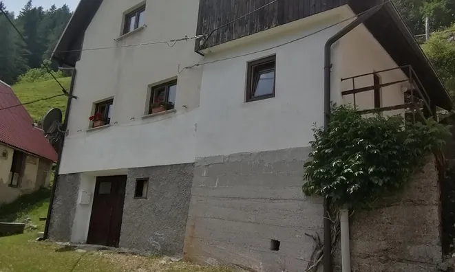 Недвижимость House, Grant: 2