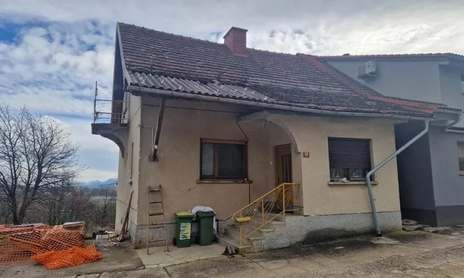 Недвижимость Дом с террасой Броде: 2