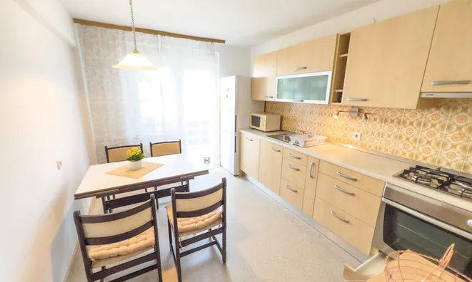 Недвижимость 3-room apartment New Ljubljana: 2