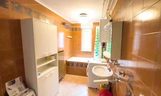 Недвижимость 3-room apartment New Ljubljana: 6