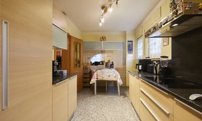 Недвижимость House 6 bedrooms for sale in Bertrange: 5