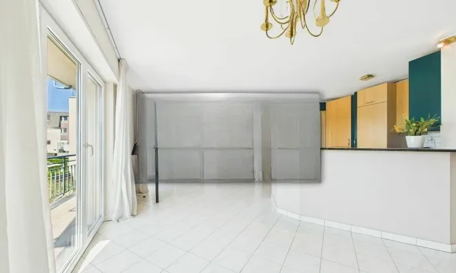 Недвижимость Apartment 2 bedrooms for sale in Roeser: 1