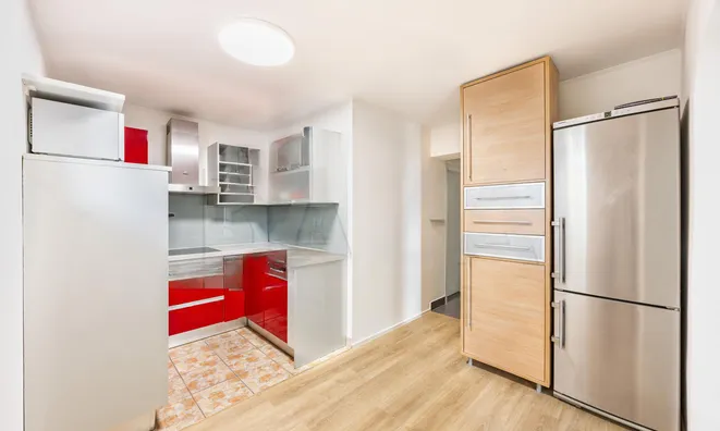 Недвижимость Two-room apartment Kashel: 2