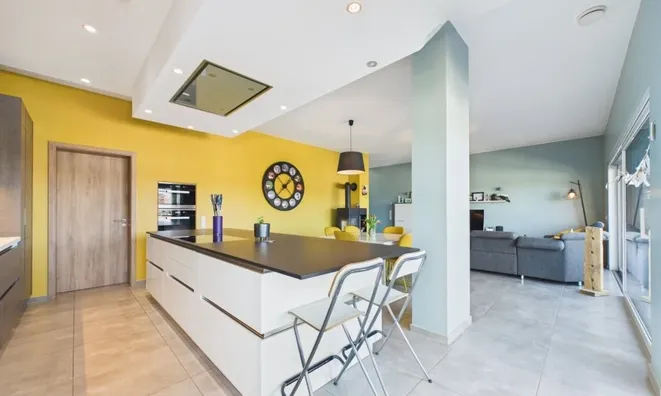 Недвижимость Semi-detached house 5 bedrooms for sale in Heisdorf: 5