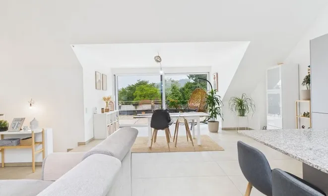 Недвижимость Penthouse 2 bedrooms for sale in Oetrange: 2
