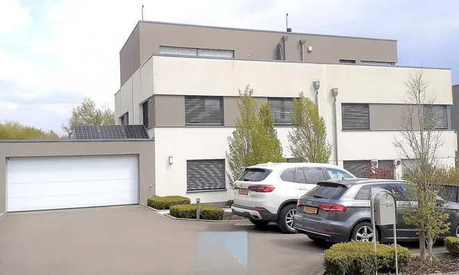 Недвижимость Semi-detached house 5 bedrooms for sale in Capellen: 1