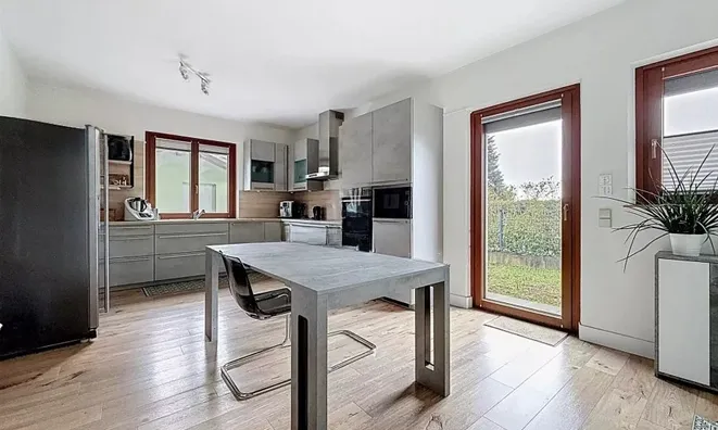 Недвижимость Detached house 4 bedrooms for sale in Frisange: 1