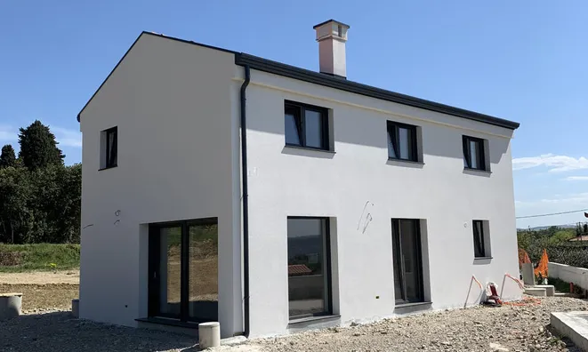 Недвижимость House, Kolomban: 1