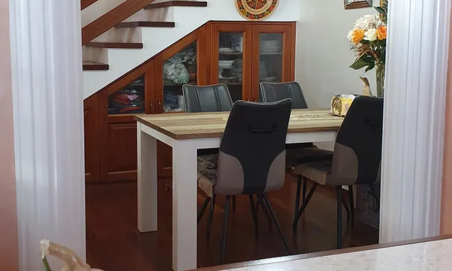 Недвижимость House with a terrace in Izola: 14