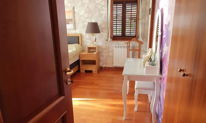 Недвижимость House with a terrace in Izola: 15