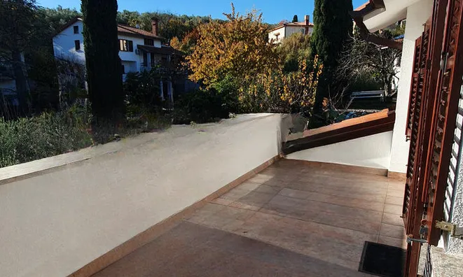 Недвижимость House with a terrace in Izola: 22