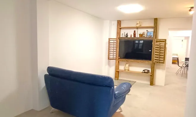 Недвижимость House with Terrace Isola: 8