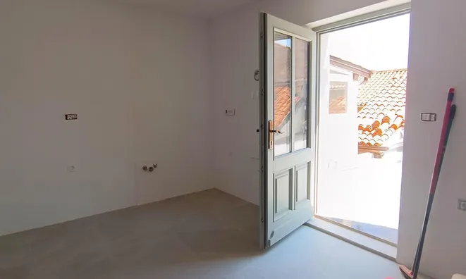 Недвижимость House with Terrace Isola: 15