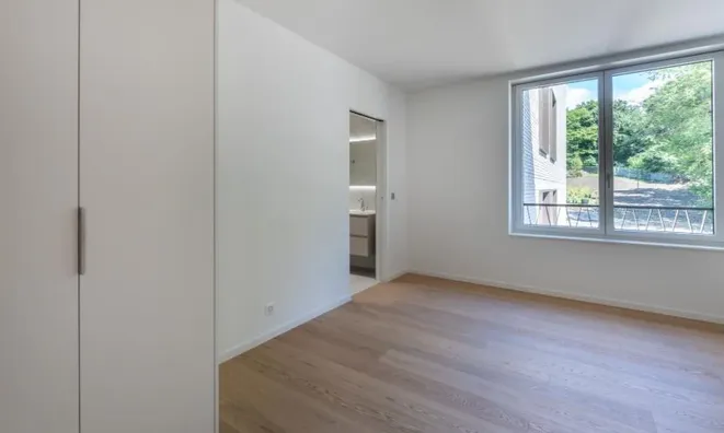 Недвижимость Apartment 6 rooms: 10