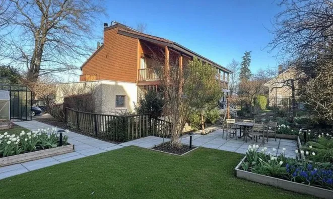 Недвижимость Row house 6 rooms: 1